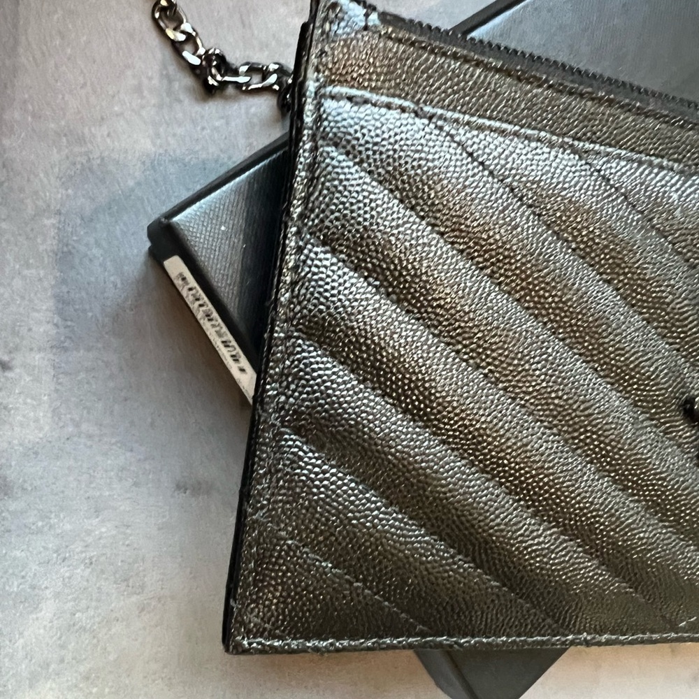 New Yves Saint Laurent black monogram clutch / crossbody - Picture 5 of 13